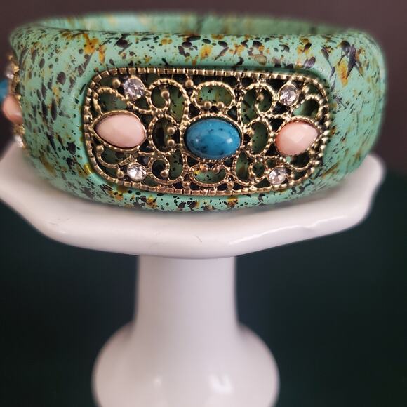 Heavy Green Splatter Hinged Bangle with Filigree Inserts with Beads and Crystals - Picture 6 of 11
